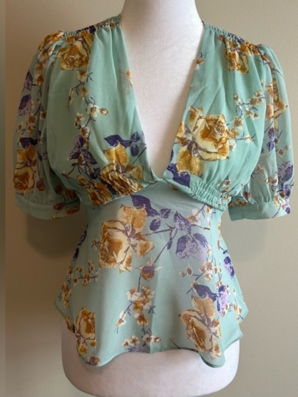 Floral Mint Peplum V-Neck Blouse with Puff Sleeves